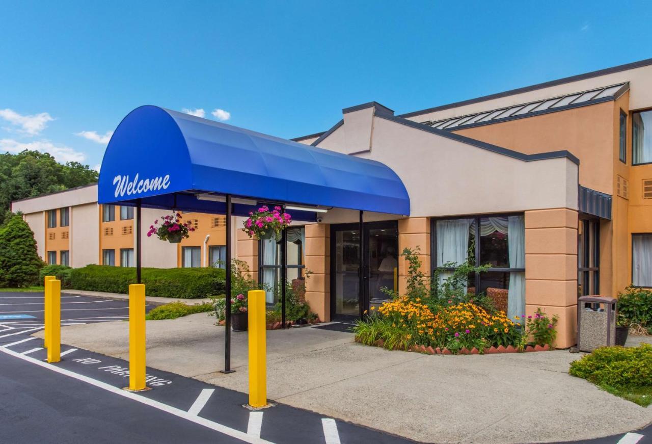 All Seasons Inn & Suites Smithfield Exterior foto