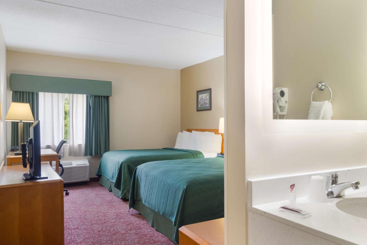 All Seasons Inn & Suites Smithfield Exterior foto