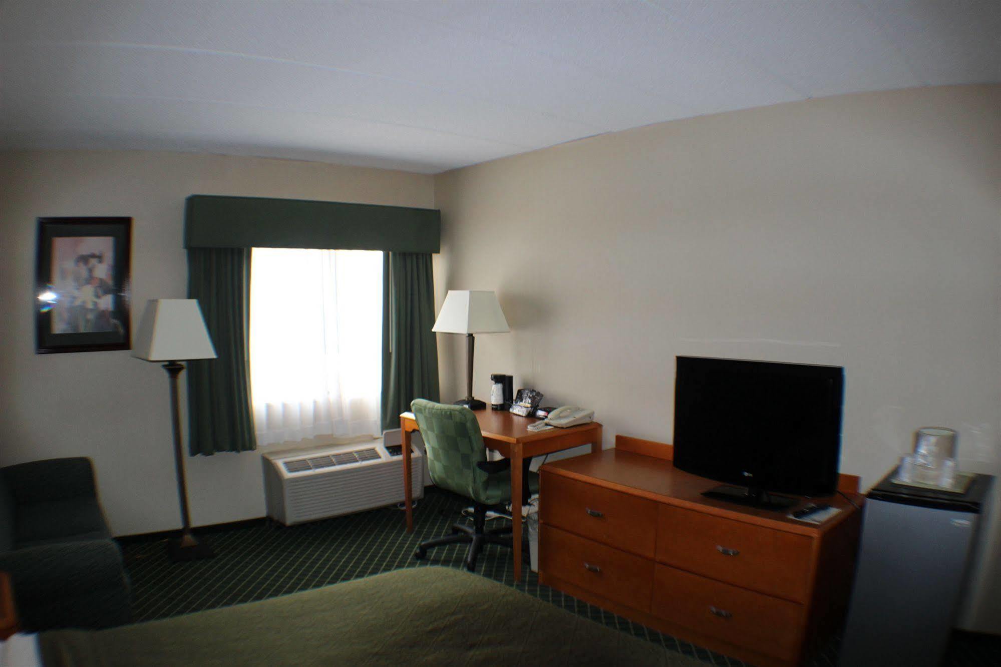 All Seasons Inn & Suites Smithfield Exterior foto